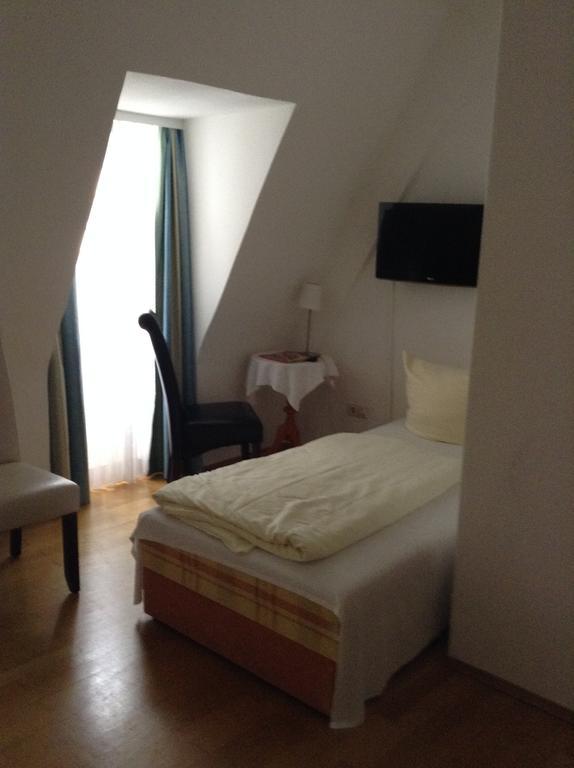 Hotel Zum Pfalzgrafen Heidelberg Ngoại thất bức ảnh